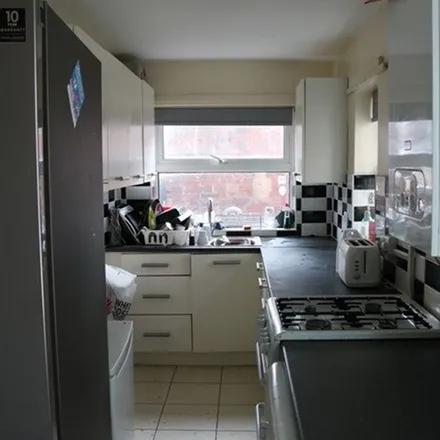 Image 1 - 9 Forest Grove, Nottingham, NG1 4HS, United Kingdom - Apartment for rent