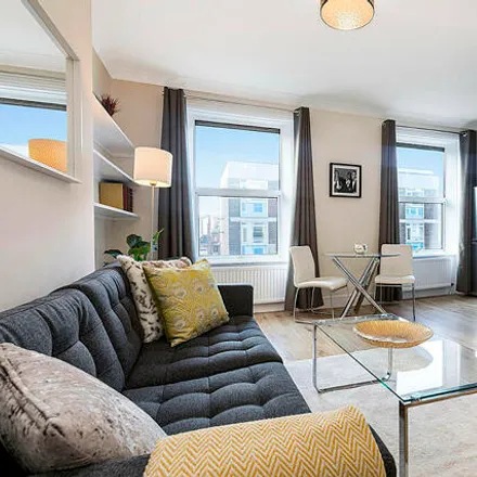 Rent this 1 bed apartment on 70 Queensway in London, W2 4SJ