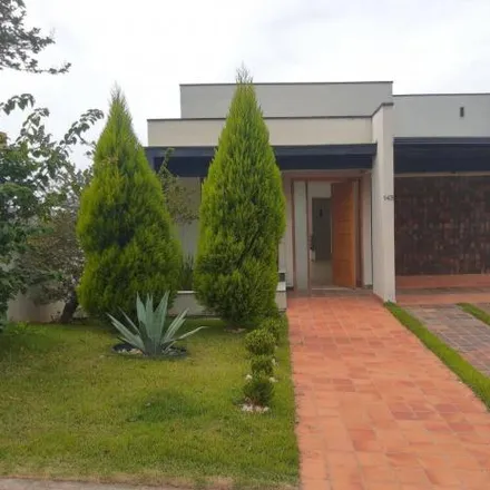 Buy this 3 bed house on Rua Louveira in Vila Zanaga, Santa Bárbara d'Oeste - SP