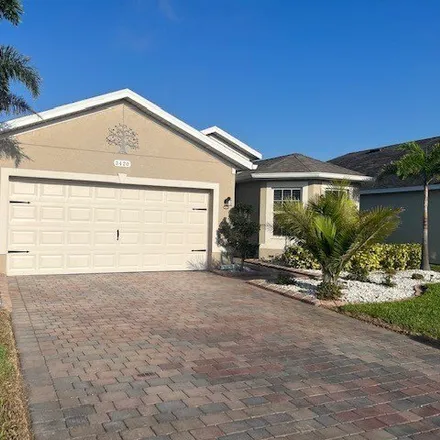 Rent this 3 bed house on Acapulco Circle in Porto Vista, Cape Coral