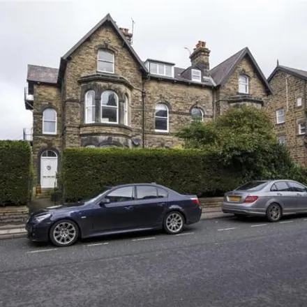 Rent this 2 bed room on East Parade in Harrogate, HG1 5LR