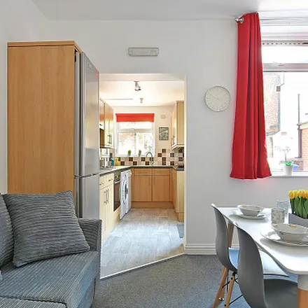 Rent this 4 bed apartment on Lancing Road in Cultural Industries, Sheffield