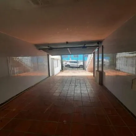 Rent this 5 bed house on Rua das Camélias 421 in Mirandópolis, São Paulo - SP