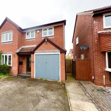 Rent this 4 bed house on Canberra Drive in Stafford, ST16 3PX