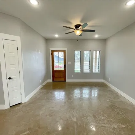 Image 3 - 185 West Sears Street, Denison, TX 75021, USA - House for sale