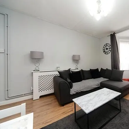 Buy this 2 bed apartment on Naylor House in Albion Avenue, London