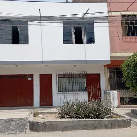 Buy this 5 bed house on Las Begonias in San Juan de Lurigancho, Lima Metropolitan Area 15457