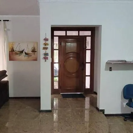 Rent this 6 bed house on Avenida Paul Harris in Jardim Colinas, São José dos Campos - SP
