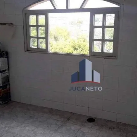 Buy this 3 bed house on Escola Municipal Alice Tulio Jacomussi in Rua Vitório Goz, Parque São Vicente