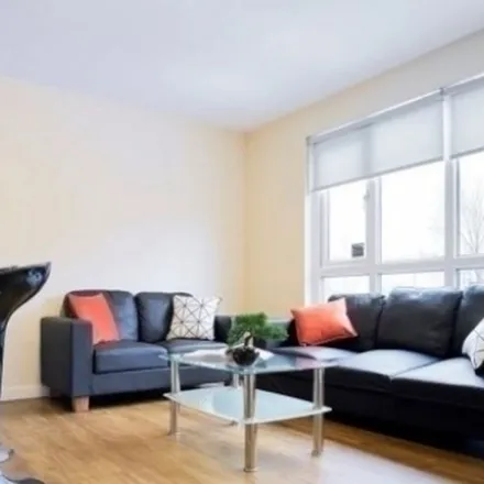 Rent this 1 bed apartment on 85 Tooting High Street in London, SW17 0SU