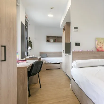 Image 4 - Residencia de estudiantes "micampus", Calle de Sinesio Delgado, 13, 28029 Madrid, Spain - Apartment for rent
