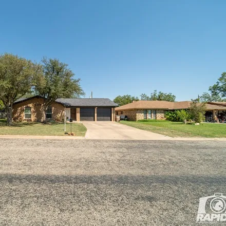 Image 3 - 3622 Clare Drive, San Angelo, TX 76904, USA - House for sale