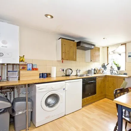 Rent this studio apartment on Stanmer Street in London, SW11 3EQ