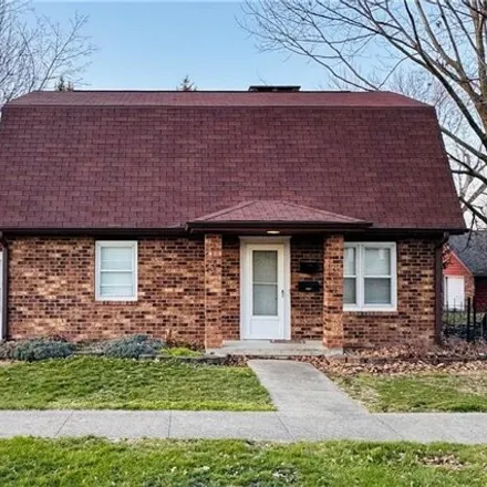 Buy this studio house on 525 East Robinson Street in Knoxville, IA 50138