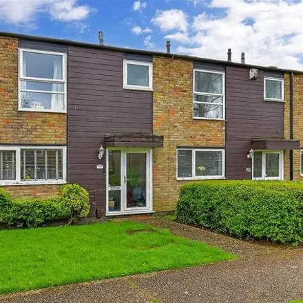 Buy this 3 bed townhouse on 75 Millfield in New Ash Green, DA3 8HW