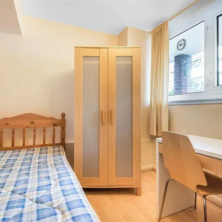 Rent this 4 bed apartment on 90-120 Sherfield Gardens in London, SW15 4PR
