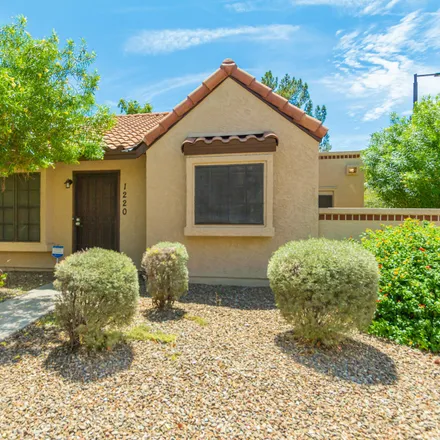 Buy this 3 bed townhouse on O'Reilly Auto Parts in 855 West University Drive, Mesa