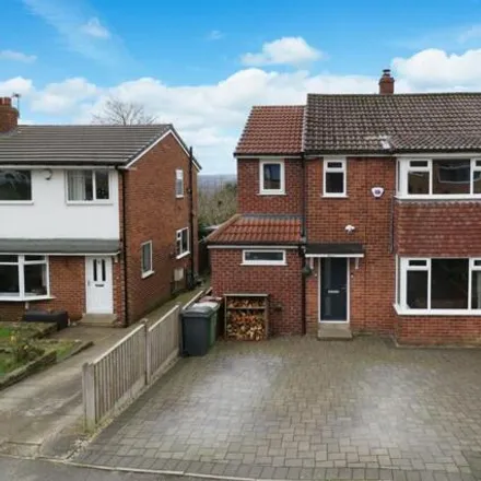 Buy this 4 bed duplex on Emmott Drive in Rawdon, LS19 6PG