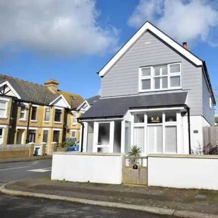 Buy this 3 bed house on Arthur Road in Hythe, CT21 6DX