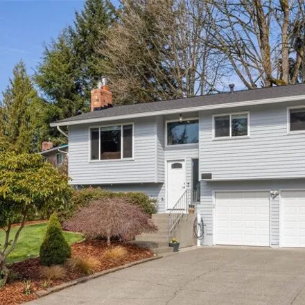 Buy this 3 bed house on 14602 Southeast 198th Street in Renton, WA 98058