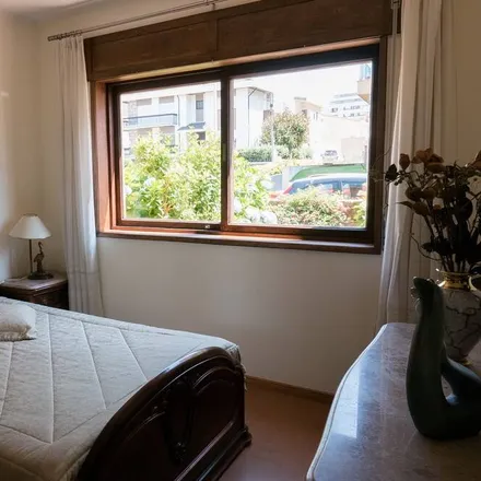 Rent this 4 bed house on 4490-615 Distrito de Leiria