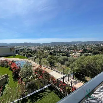 Image 3 - 83230 Bormes-les-Mimosas, France - Apartment for sale