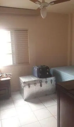 Buy this 3 bed apartment on Rua Novo Horizonte in Irmãos Soares, Uberaba - MG