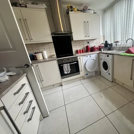 Rent this 3 bed apartment on Chetton Green in Wolverhampton, WV10 6ER
