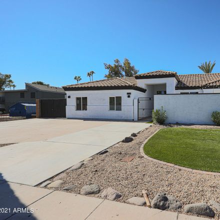 Rent this 4 bed house on 3438 North 30th Street in Phoenix, AZ 85016
