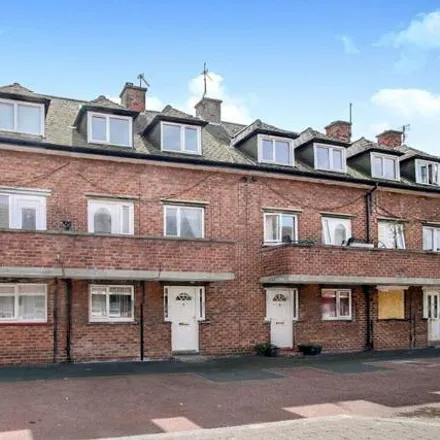 Rent this 2 bed townhouse on Oaktree Gardens in Whitley Bay, NE25 8XF