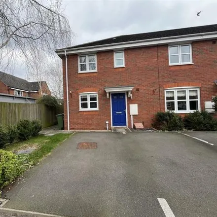 Buy this 3 bed townhouse on Thorpe Gardens in Littlethorpe, LE19 2LD