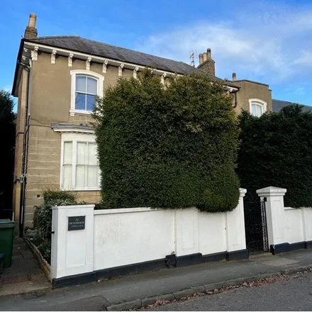 Rent this 2 bed apartment on Christ Church in Park Road, Esher