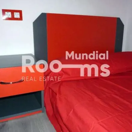 Image 5 - Escuela de Relaciones Laborales, Calle de San Bernardo, 28015 Madrid, Spain - Apartment for rent