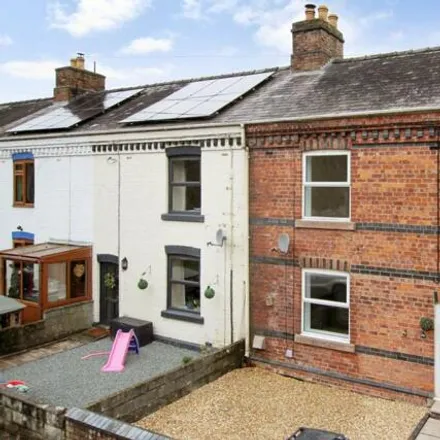 Buy this 3 bed townhouse on Railway Terrace in Builth Wells, LD2 3RH