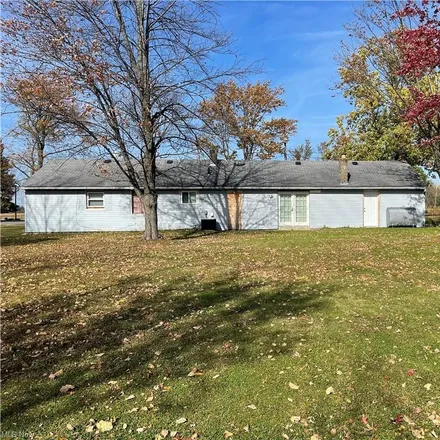 Image 5 - 9262 Spieth Road, Litchfield Township, OH 44253, USA - House for sale