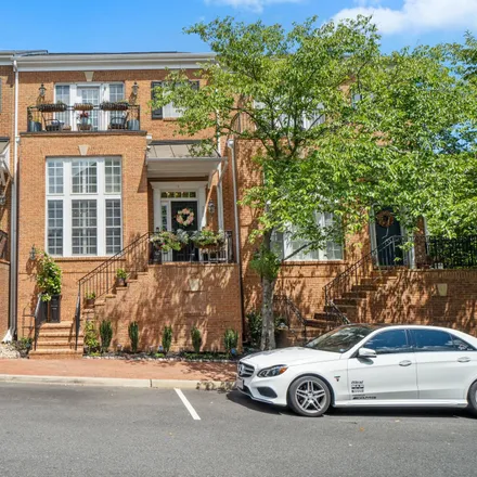 Image 1 - 702 Vestal Street, Woodbridge, VA 22191, USA - Townhouse for sale