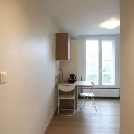 Rent this 1 bed apartment on Rue de Pascale - de Pascalestraat 28 in 1040 Brussels, Belgium