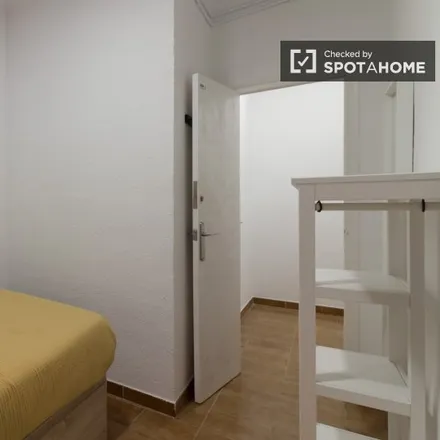 Rent this 5 bed room on Carrer de Santa Joana d'Arc in 08001 Barcelona, Spain