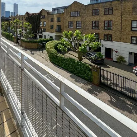 Image 3 - 1-16 Narrow Street, Ratcliffe, London, E14 8BY, United Kingdom - Apartment for rent
