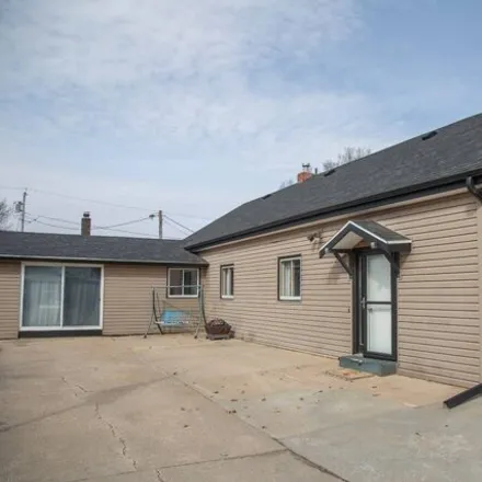 Image 7 - 195 North 10th Avenue, Rainbow Trailer Court, Burwell, NE 68823, USA - House for sale