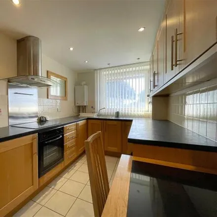 Image 6 - Fastnet House, 28 South Parade, Portsmouth, PO5 2FB, United Kingdom - Apartment for sale