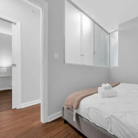Image 4 - Yaletown, Vancouver, BC V6Z 1M5, Canada - Apartment for rent