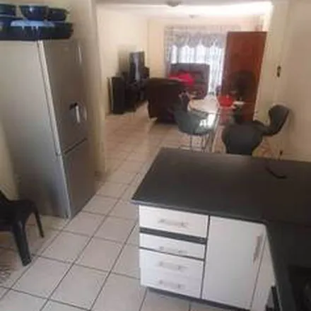 Image 4 - Prinus Avenue, Karenpark, Akasia, 0118, South Africa - Apartment for rent