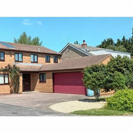 Buy this 5 bed house on 48 West Drive in Highfields Caldecote, CB23 7NY