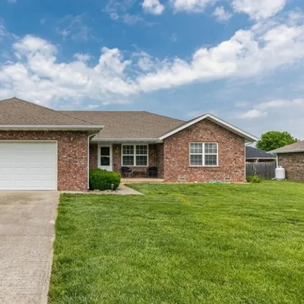 Buy this 3 bed house on 771 East Summit Street in Bolivar, MO 65613