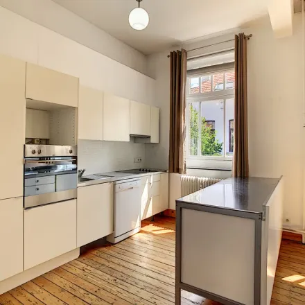 Rent this 2 bed apartment on Rue de Lausanne - Lausannestraat 26 in 1060 Saint-Gilles - Sint-Gillis, Belgium