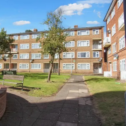 Rent this 3 bed apartment on Perry Villa Drive in Perry Barr, B42 2LG