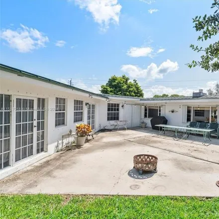 Image 4 - 16045 Stirling Road, Southwest Ranches, Davie, FL 33331, USA - House for sale