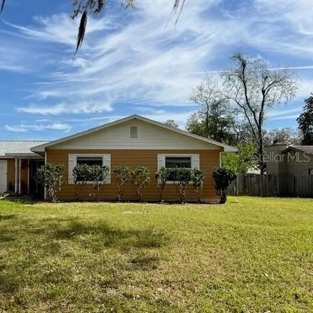 Buy this 3 bed house on 3973 Southeast 19th Avenue in Marion County, FL 34480