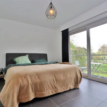 Rent this 2 bed apartment on Eikenlaan 16 in 1500 Halle, Belgium
